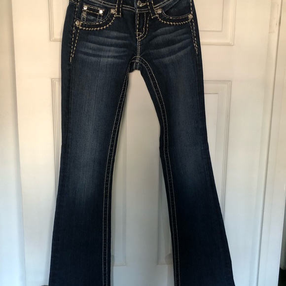 Miss Me boot cut jeans with decorative buttons. - Picture 6 of 7